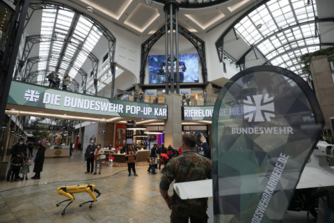 08.04.2022
oberhausen, centro - bundeswehr