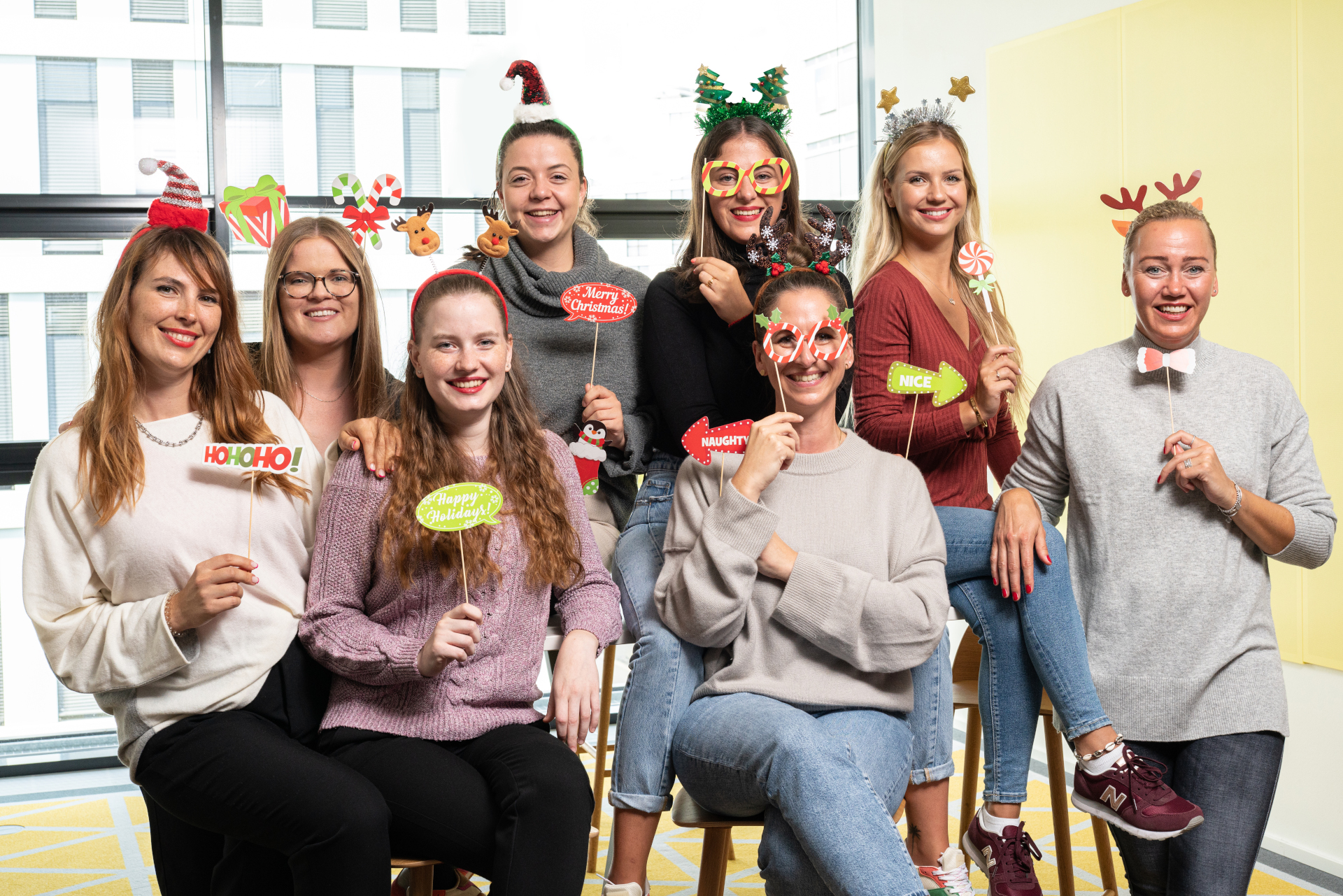 Merry Christmas & Happy Holidays