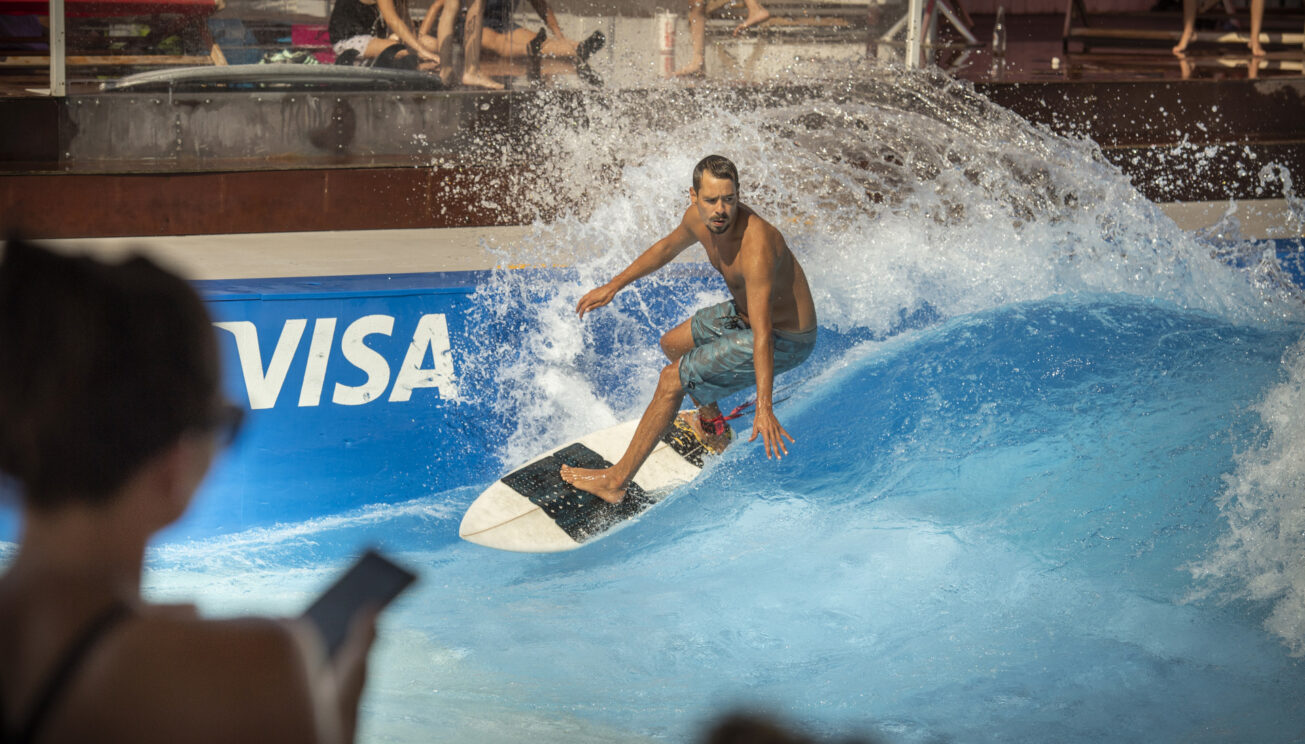 Unser Geheimtipp im Sommer: Surfen in Wien