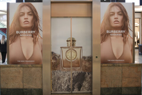01.09.2023 oberhausen, centro - burberry goddess