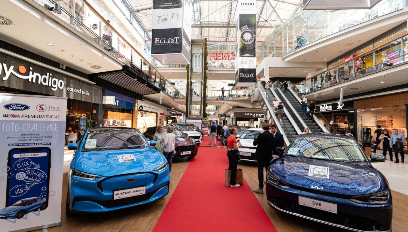 MADONNA Driving Days: Westfield Center werden zum Showroom