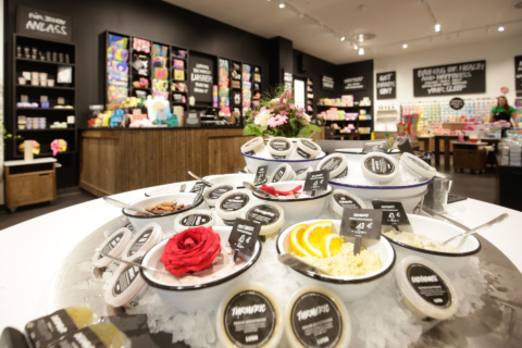 22.06.2024 oberhausen, westfield centro - Lush